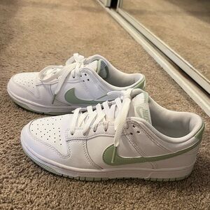 Nike Dunk Low - Honeydew